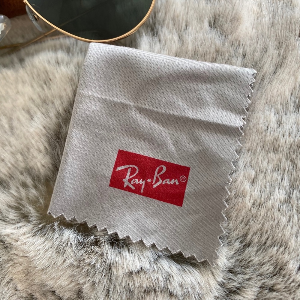 Authentic Ray Ban Aviator Sunglasses Gold - Picture 4 of 10
